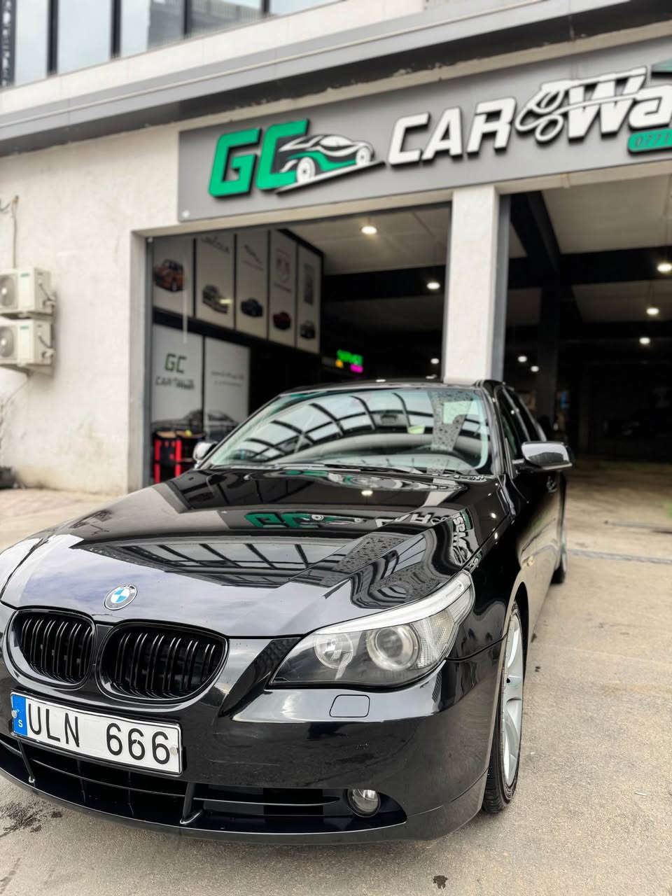 BMW E60 530i automatek 2004
مەکینە ٥٣٠ بەنزین ئۆتۆماتیک 
کوشن جلد و هیتەر و کارەبایی 
نرخ ٨٩ گڵا و معامەلەیەکەی کەم
لە جوانی و پاکی و توندوتۆڵی سەیارەکە پرسیار مەکە چونکە لۆک لۆکە 🇩🇪✅ 
*********** كالار, السليمانية

