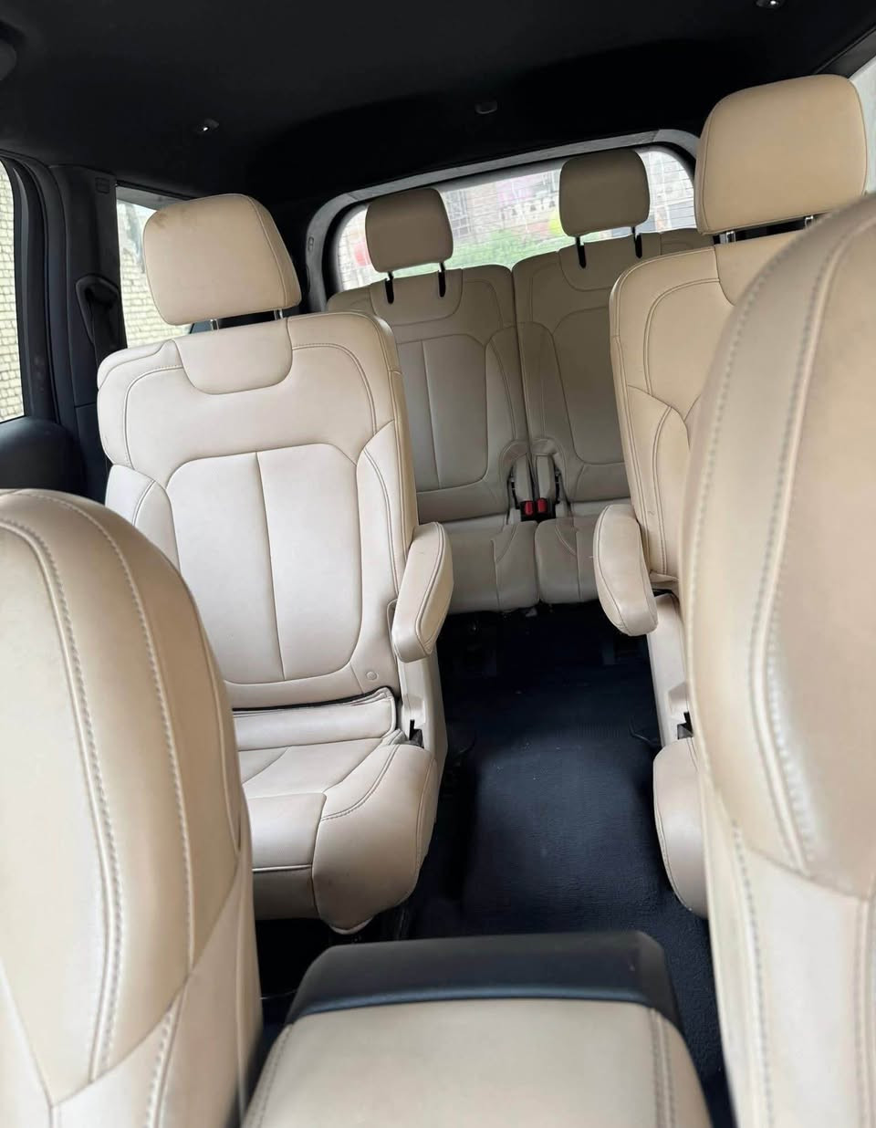 ‎السلام عليكم جيب كراند شيروكي لمتد مديل ٢٣ للبيع ماشيه ٨١ ألف ميل حادث جانبي بجم كبس‎ Singapore
