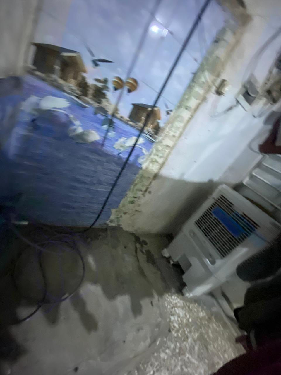 بيت للبيع في بغداد الجديده شارع المسبح المساحه 48الواجهه 3ونص النزال 17 للتواصل ‭0770 365 9545‬
