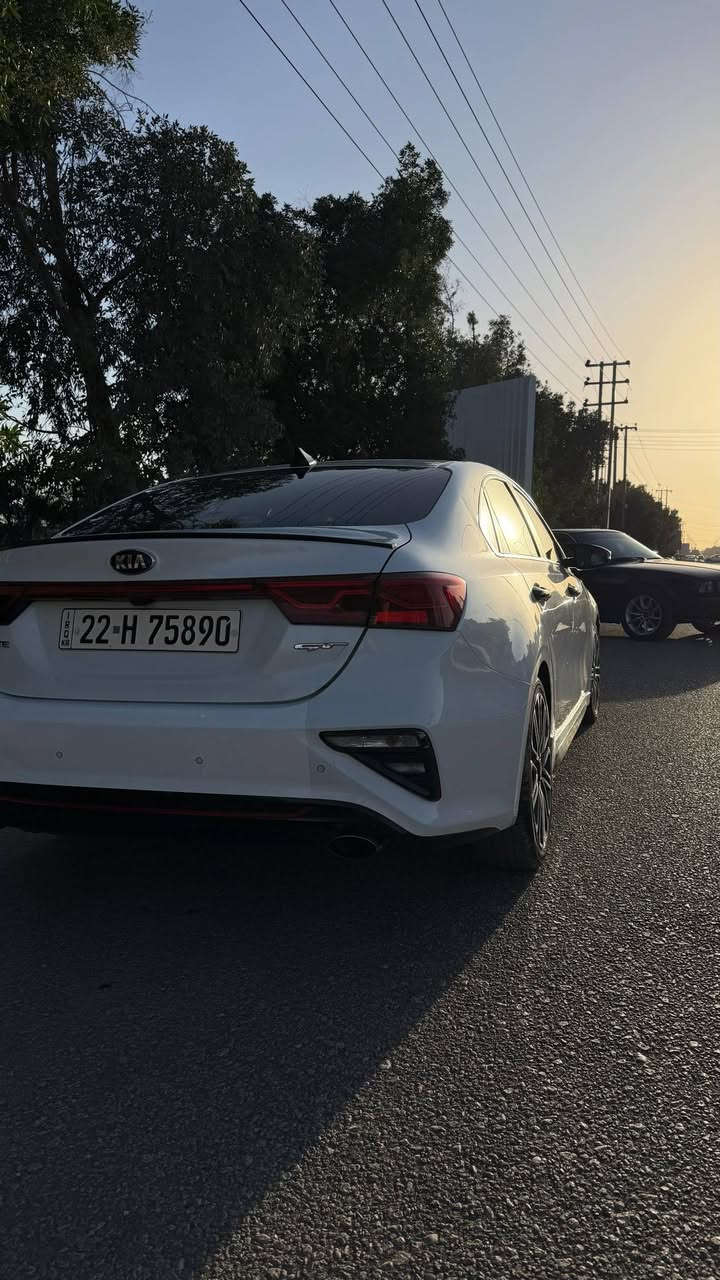 السلام عليكم 
للبيع كيا فورتي gtكير عادي 6نمر عدا البگ
مديل 2021
محرك 1600 تيربو 
فول الفول 
بصمه 
رادار 
قيادة ذاتية 
توقف ذاتي
تحديد مسار  
نقطه عمياء 
سلايد روف 
كامره دواره 
سستم صوت هارمن كاردن ودمام بلاد صوت كلش قوي 
ويل gt18
فول تحكم ستيرن 
ابل كار بلي اندرويد اوتو بلادي 
سياره جاهزه من كلشي وجديده 
رقم اربيل تحويل او وكاله 
حادث السيارة تبديل جاملاغات اماميه اثر تخريب بدون حادث وبيعا بارد قليل 
السعر 118 وبيها مجال 
مكان السيارة النجف الاشرف
***********
