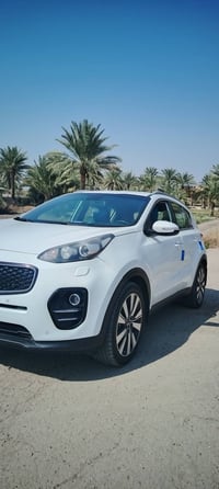 سبورتج موديل 2018 خليجي رقم بغداد محرك 2000 دوش صبغ باب خلفي فقط السعر...