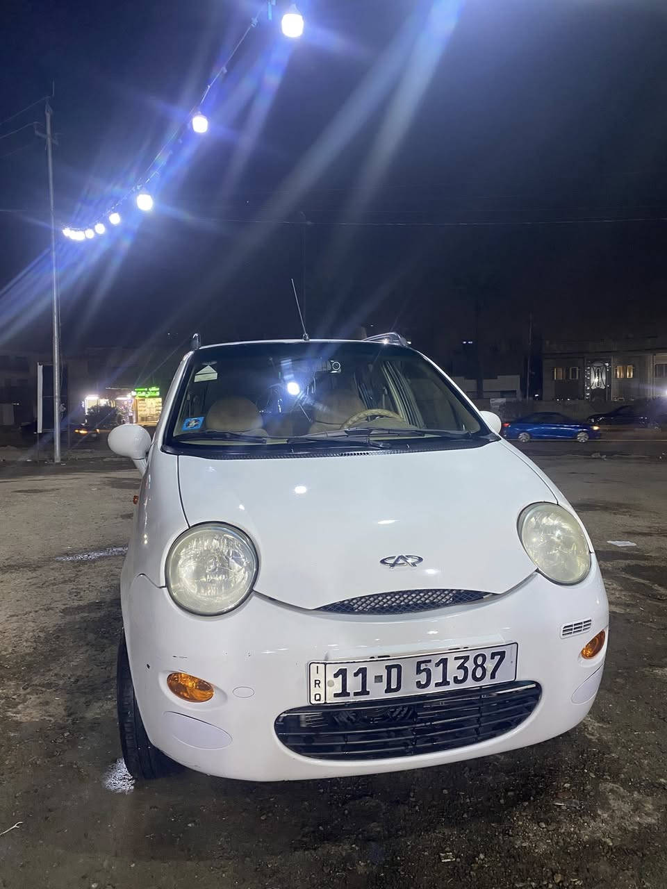 السلام عليكم ورحمة الله وبركاته
كيو كيو موديل 2013 
محرك وگير وتبريد مكفول 
بس الصدر الخلفي يرادله تصليح واكو طخة بالباب كلش بسيطة موضحة بالصورة والباقي كله سليم 
السعر 39 وبيها مجال 
متواجد على الماسنجر 
او الواتساب ***********
