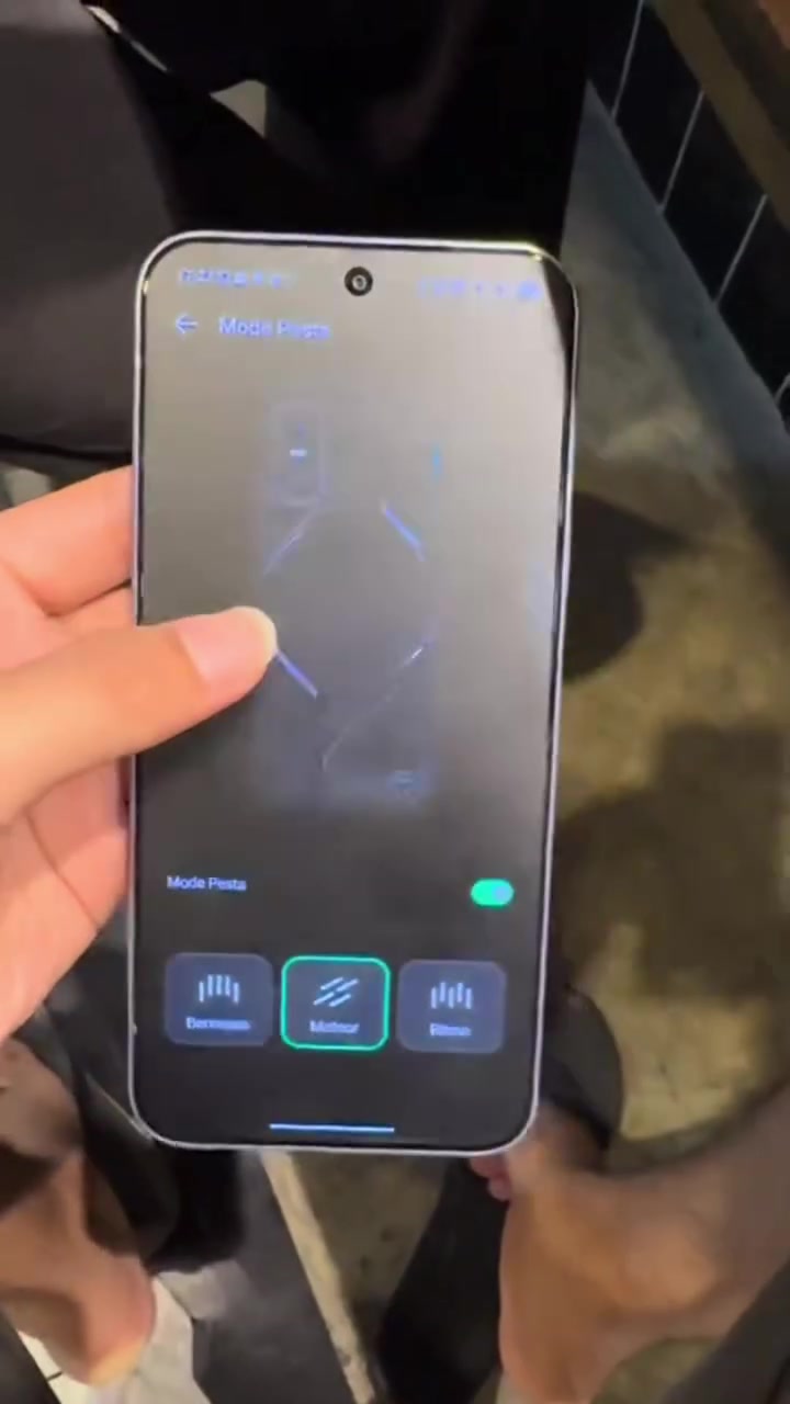 الوحش
GT30 PRO

K/S

معالج يقدم أداء قوي ويُصنف كواحد من أقوى معالجات الفئة العاليه

كاميرا خلفية جيدة بدقة 108 ميجابكسل تدعم تصوير الفيديو بدقة 4K بمعدل 30/60 إطار.

بطارية كبيرة بسعة 5500 مللي أمبير.

شحن سريع جيد بقدرة 45 واط).

دعم الشحن اللاسلكي بقدرة 30 واط).

مستشعر بصمة الأصابع مدمج في الشاشة.

مزود بأزرار جانبية تعمل باللمس مخصصة للألعاب.

السعر 340💸
مكاني بغداد العبيدي متواجد خاص الجهاز مكفول من الزلغ بيع او مراوس ايفون او بدون فرق


**إذا كنت صاحب هذا الإعلان وتريد حذفه لأي سبب، رجاءا أرسل رسالة إلى الدعم الفني**