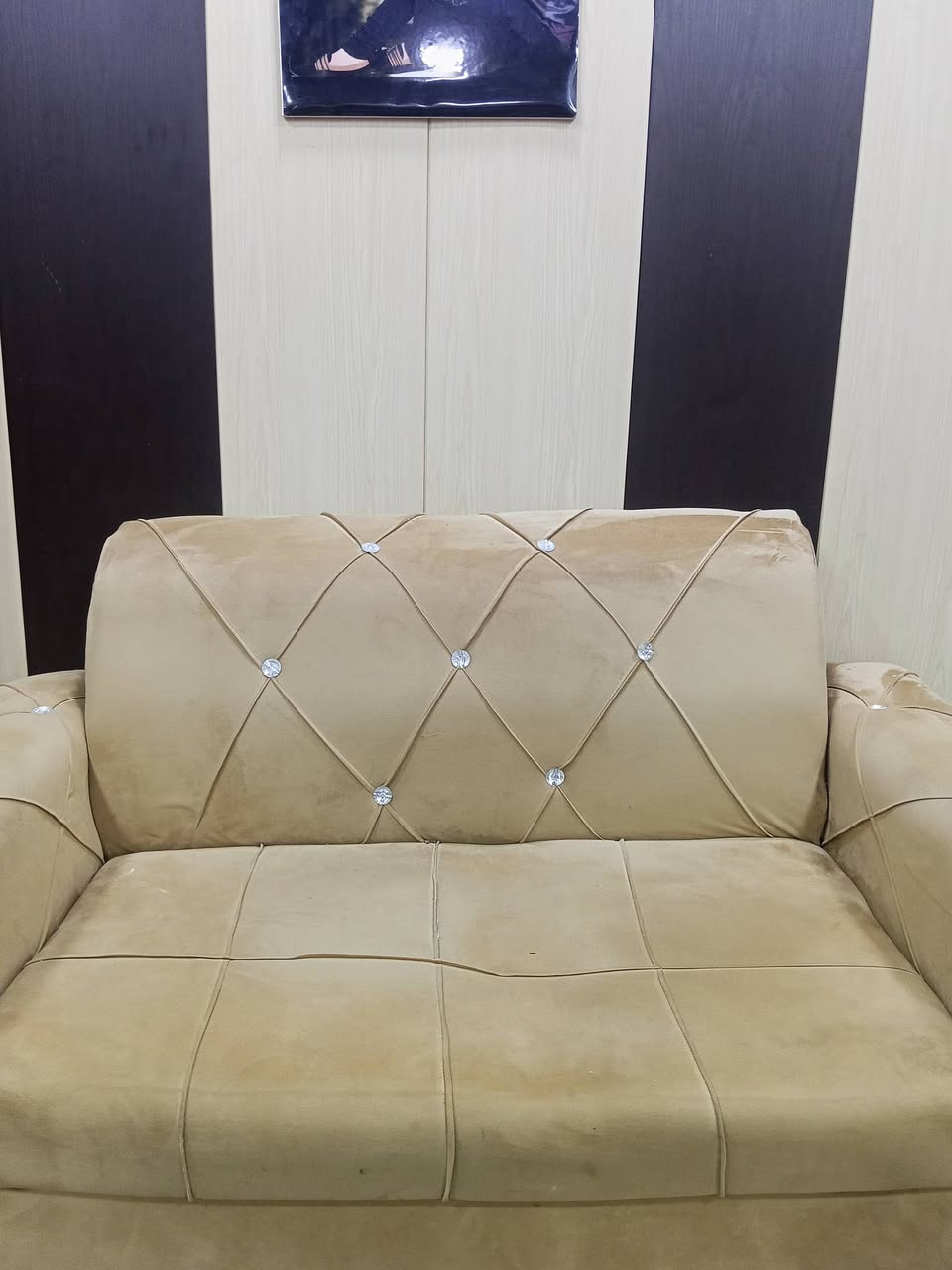 سلام عليكم
تخم اللبيع مستخدم يحتاجله تعديل بسيط سعر 150 مكان بصره حيانيه شارع ستين  الاستفسار ***********
