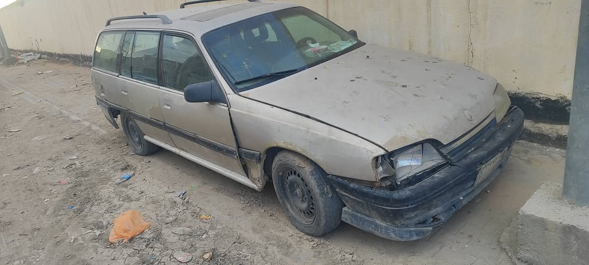 اوبل ستيشن  موديل 1992رقم  نجف بأسمي كير عادي محرك  2000 سياره بلاديه عايزه شويه نواقص وتعديلات بسيطه سعر 20 وبيهامجال بسيط  ***********
