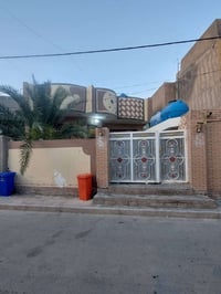 ٢٣٢م • ٢ غرف • طابو