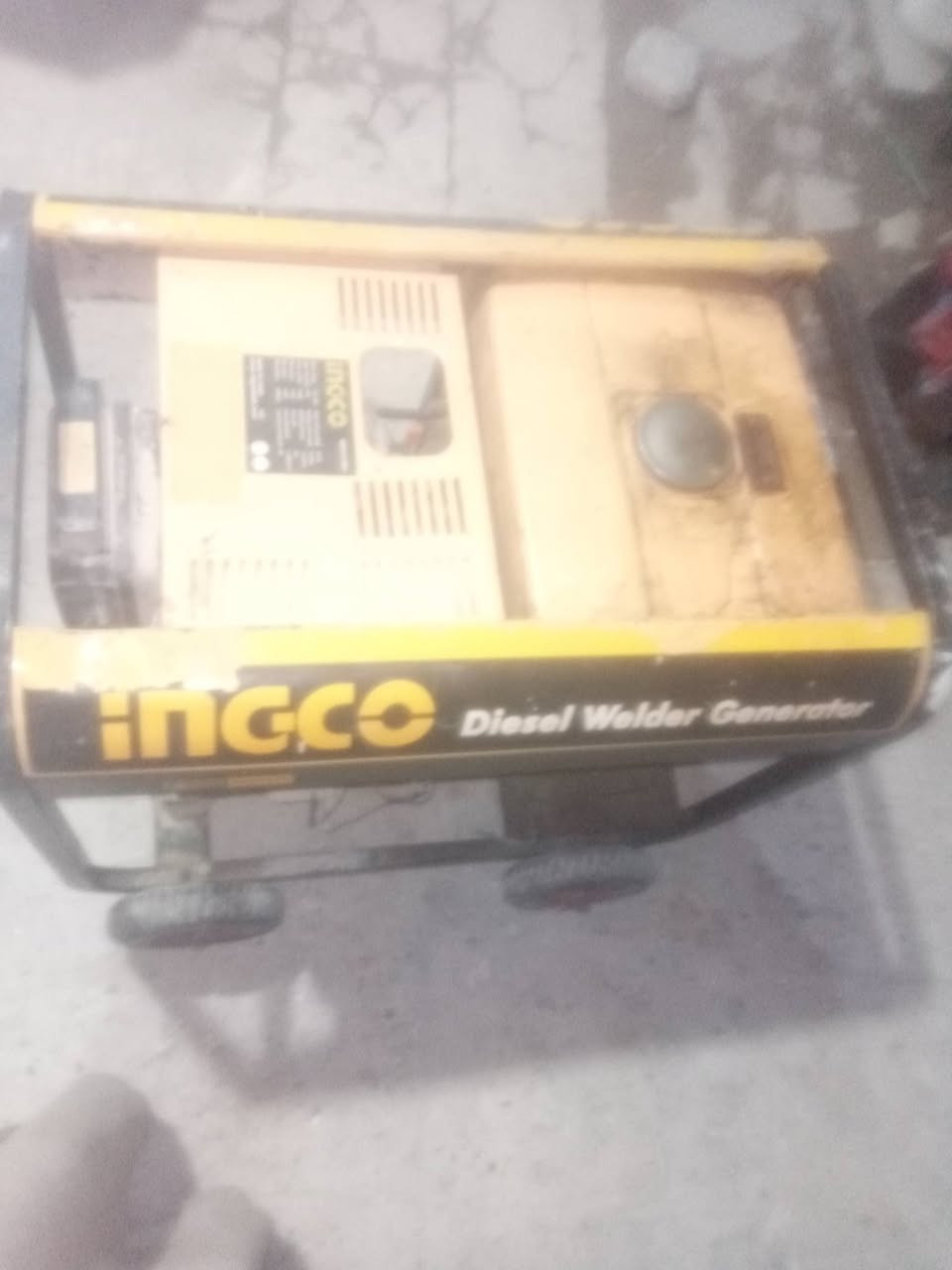 سلام عليكم ورحمه الله وبركاته مولده للبيع مولد نظيفه كلش كاز 20 امبير شغاله شرط  الفحص مكينه مولده لحيم مولده كلش حلوه نظيفه مولده مكينه مال لحيم العنوان كربلاء حي النضال قرب المستوصف رقم تليفون اتصل *********** أبو حسن كربلاء المقدسه الشراي يتصل وبخير ويدلل بيع مستعجل
