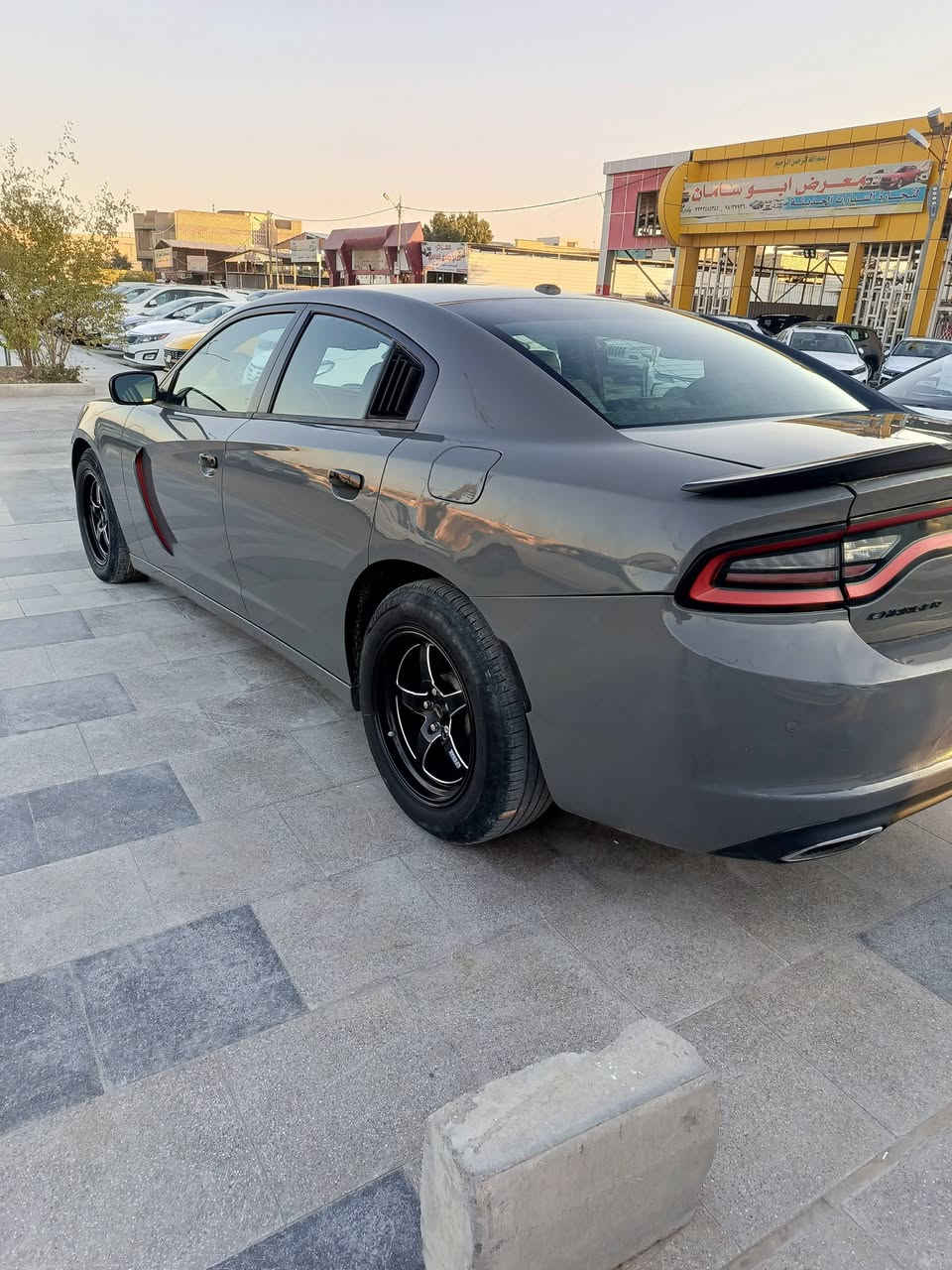 السلام عليكم شاجر 18 اصل لون اسمنتي كفاله عامه تقرير 0% رقم بغداد بسمي تحويل مباشر ماشيه 99 مواصفات شاشه كار بلي سماعات خلفيه كامره دواره حساس خلفي كشنات حضن تدفئه تبريد ويل نجمه كير مكينه اكسل حداديه كفاله استخدام شخصي السعر 220 بيها مجال   *********** مكان شطره
