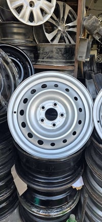 ويل حاوية • هيونداي كيا • مقاسات 15/16/17