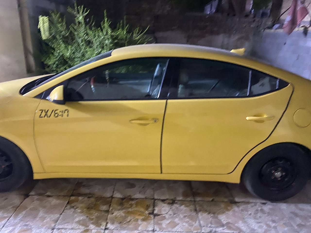 سلام عليكم النترا ٢٠٢٠ مكينه ٢٠٠٠ دوش كير زڤتي صدر خلفي امامي خير من الله السياره نص مواصفات رقم انكليزي تتفىة تبريد شغال وارد امريكي والسونار بالمنشور وبيها طخه بدوسه ورا باب الخلفيه صفحه اليمنه السياره ماشيه ٩٦ السعر ١٣٨ بيها مجال بصيط العنوان بغداد الشعب ***********
