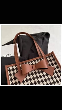 اكسسوارات شخصية • جملة • حجز واتساب