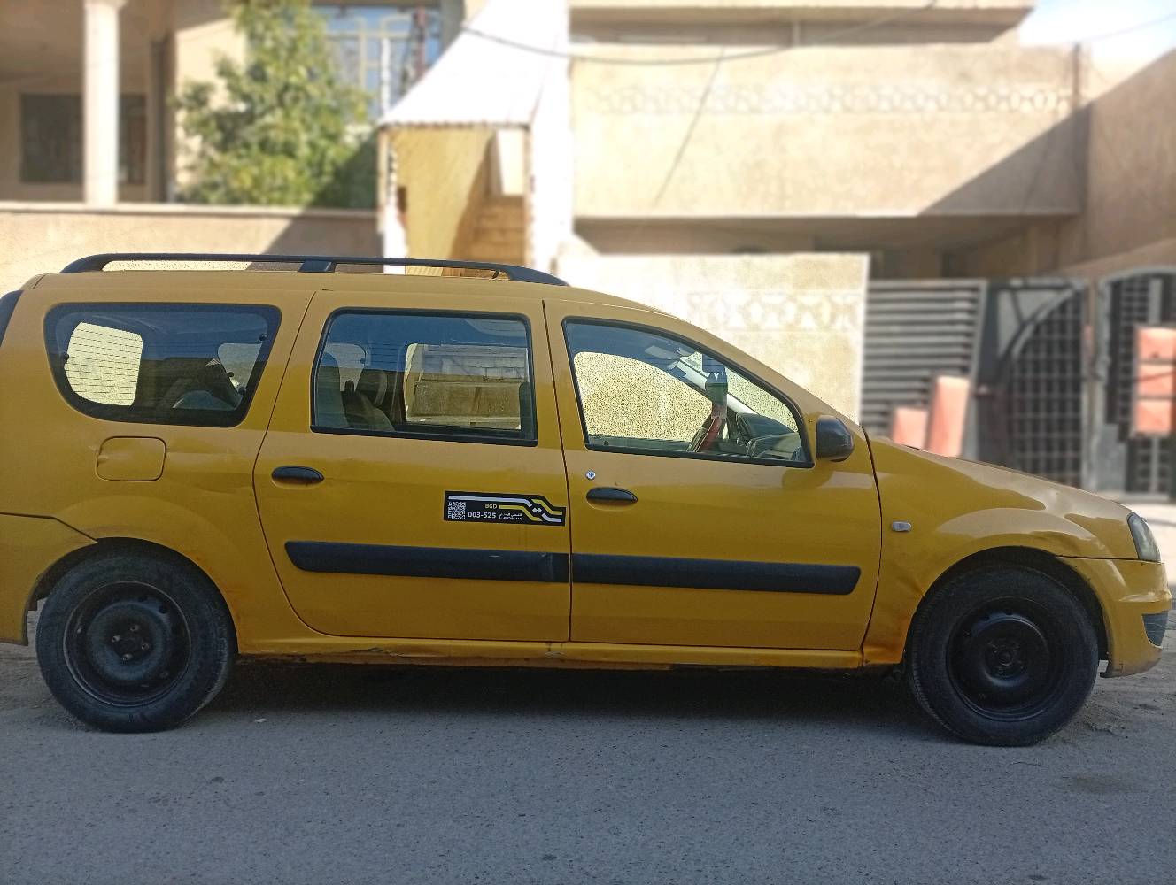 سلام عليكم رينو2010كيرمحرك خيرمن الله بيه طخطخات ظربه قويه مابيه تبريدنقص بواري وراديترصدره نص عمريرادله دوشمه 