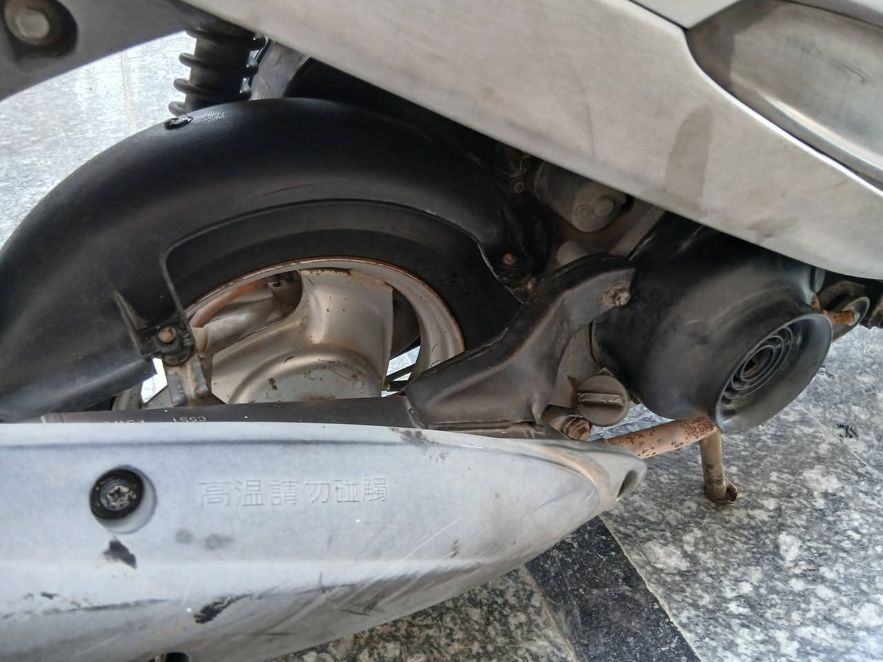 دراجه ماكس منغولي دراجه نضيفه شغاله نكره سلف و هندر كفرات بلاديه ما ناقصها اي شي اشاير كهربائيات كلها شغاله 

مكاني بغداد الشعب 

الرقم للستفسار ***********
