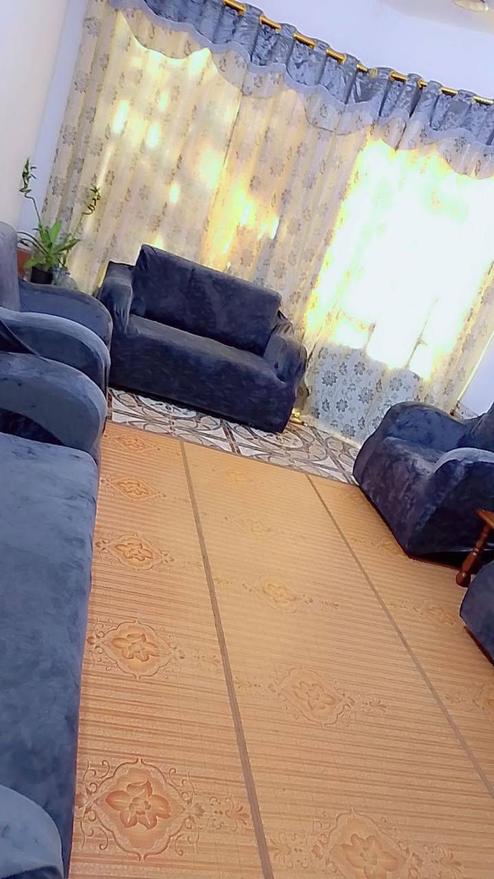 بيت للرهن ١٠٠ متر غرفه وصاله ومطبخ واستقبال حمام داخليه و خارجيه سطح و مكشوفه السعر ٣٠ قفل *********** حي ميسان
