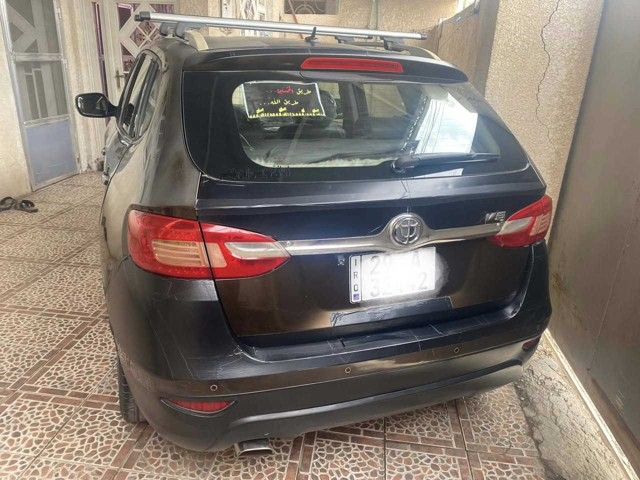 سلام عليكم سياره برليانس موديل ١٤ بلادي مابيه صبغ محرك بلادي بي تبخير قليل بدون تنقيص والتبريد شغال بيه بارد بجهة الصدر وشخوط قليله والبنيد والقماره مغلف فابلون اسود بسبب الجراد المكان الكوت مركز المدينه السعر 68 وبيها مجال بصمه وشاشه وكامره للاستفسار على الرقم
***********
