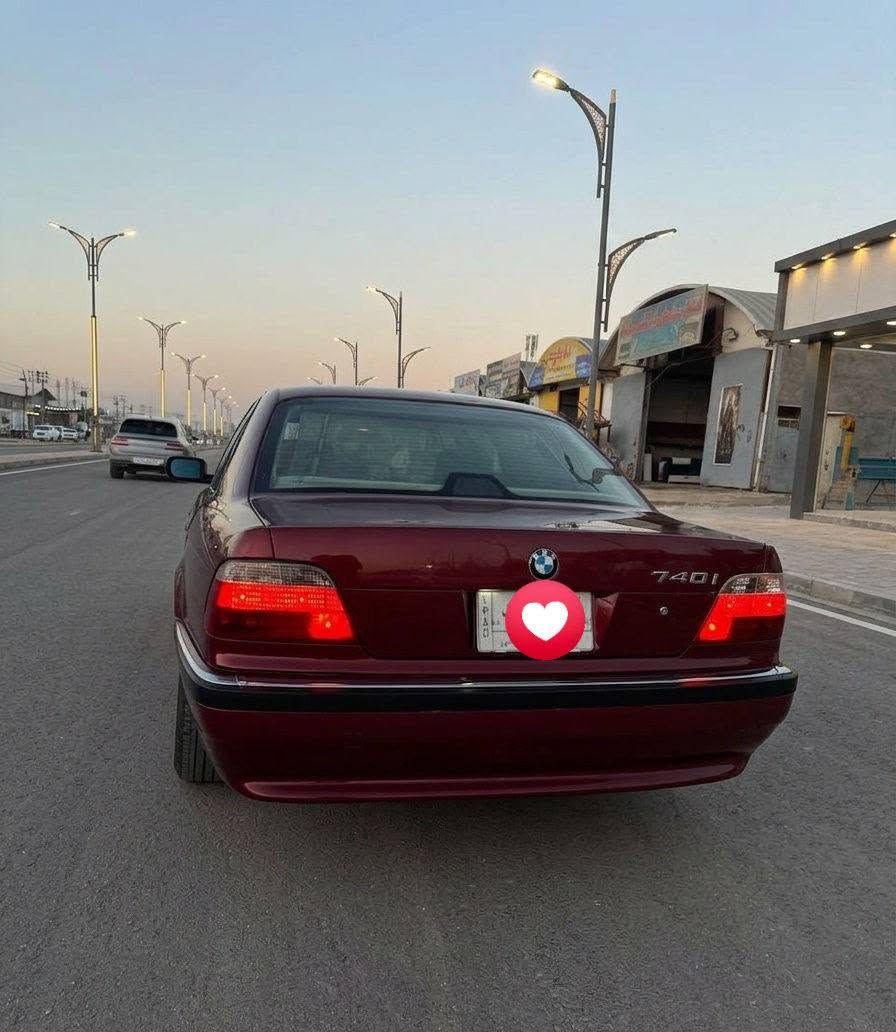السلام عليكم
​🚗 للبيع: BMW 740i - نظافة وهيبة 🚗
​ معروضة للبيع  BMW 740i
بحالة ممتازة وجاهزة من كل شيء.
​📌 تفاصيل السيارة:
​الموديل / الفئة: 740i (الهيبة والأناقة).
​الصبغ: مصبوغة عام للجمالية فقط (بدون حوادث قوية، صبغ درجة أولى لمظهر متناسق ويلوق بالسيارة).
​التبريد: شغال ثلج ❄️ وجاهز للصيف.
​الوضع الميكانيكي: السيارة مسواية وجاهزة، محرك وسيرفس كامل وما تحتاج أي مصروف.
​📍 مكان التواجد:
​النجف الأشرف - شارع المطار
​📞 للمعلومات والسعر:
​السيارة باسمي بغداد والتحويل مباشر. للشراي الجاد، يرجى التواصل عبر الهاتف أو الواتساب:
***********
​ملاحظة: يرجى الاتصال المباشر لقلة التواجد على التعليقات.
السعر $95
