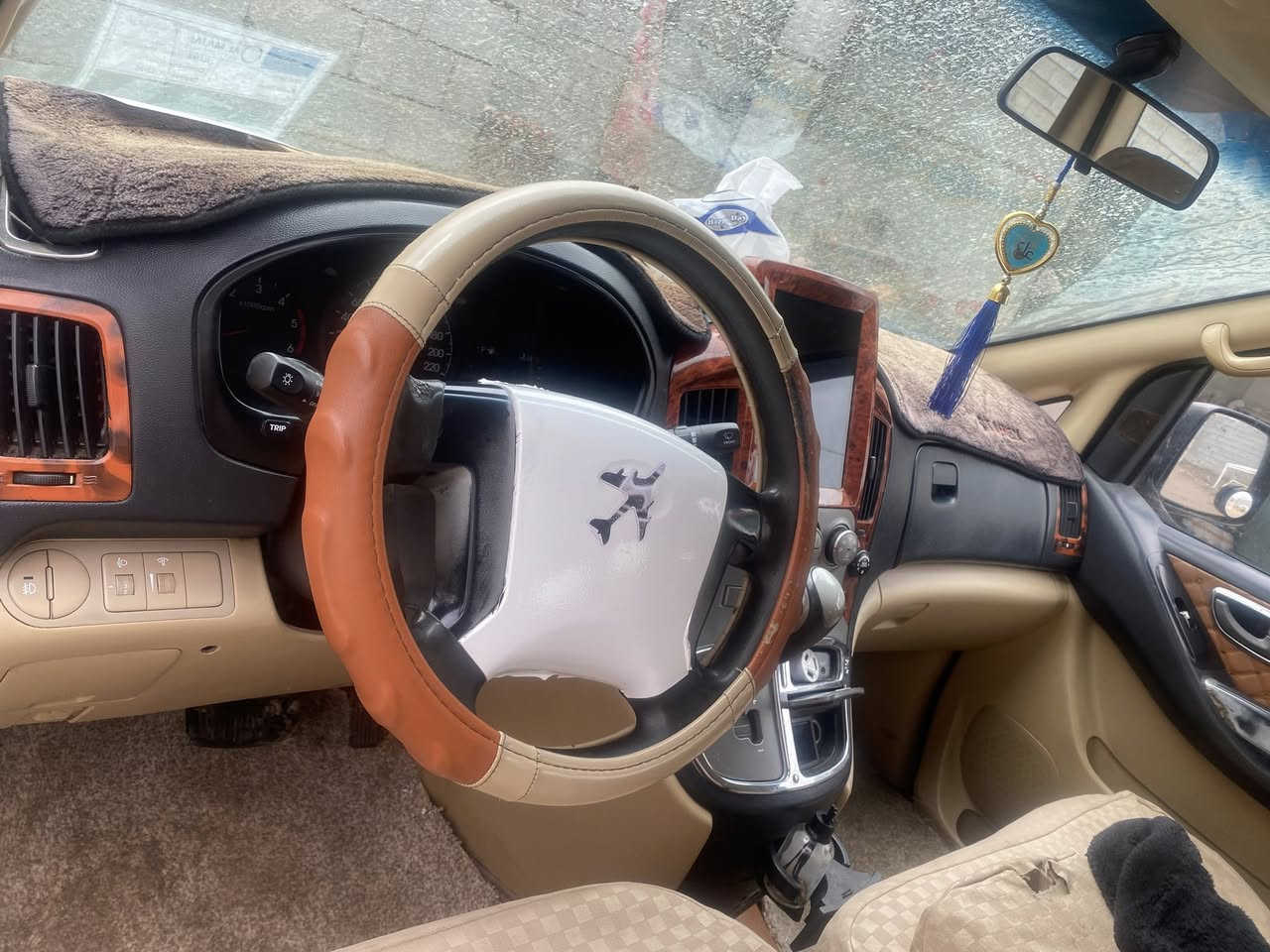 سلام عليكم سيارة ستركس 2009 كير محرك مكينه جديده حداده  تخم تايرات  بس بيه  الجاملغ. بي  بارد ال أمام اليسر  سعره 130  وبيه مجال. وخادم ال طيبين مكاني بصره دير رقم تلفون  0701703210


**إذا كنت صاحب هذا الإعلان وتريد حذفه لأي سبب، رجاءا أرسل رسالة إلى الدعم الفني**