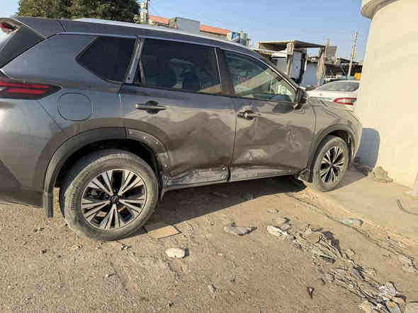 نیسان ڕۆگ 2022 فول مواسەفات 
سەیارەکە بێ بۆیاغ بێ گۆڕاوه 
هەموو گیانی بەشەرت 
فول مواسه فات 
په رده بيلادي 
پانورانا 
ده بل اكسل 
كوشن جلد 
٥مود لي خورين 
SV پله س  

٣بستوني توربويه 
٢٣مايل روشتووه 

ڕادار و بەردی بەشەرت 
ره قم سليماني ره قه مو سه نه وي تازه يه 

گێر و مەکیەنەی بەشەرت 
هیچ کێشەیەکی تێدا نییە 

كه لار 
نرخي ١٦٠$وه ره قه 

ئه ودوو ده رگايه ي به سارد ديته وه جاكم نه كردووه به وشيوه يه ده ي فروشم 

ژمارەی خاوەنی سەیارە ☎️

***********
