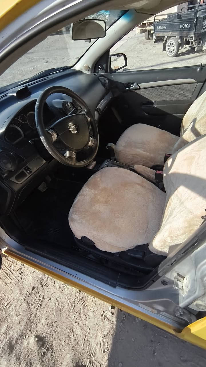 سلام عليكم
افيو للبيع موديل ٨ 

كير تماتيك مال كصه توني شاده 

امصفره هيئه وغرامات 

*********** 

سعر ٤٥
مكاني سماوه والمالك رميثه
