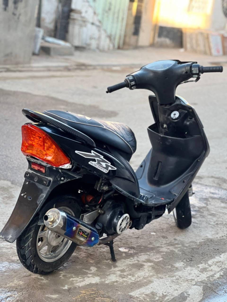 السلام عليكم
ماكس عدلهه بوشه 55 للبيع الدراجه شغاله كلشي ماعايزه تجي تشغل وتروح مكينه شلعه ومعدل ربع ماتذب عليها بيها تزويد خير من الله 
صدر امامي رياضي 
تخم تايرات جدد 
قبق فلاوين رياضي 
سلف 55 رياضي 
شيال رياضي 
كفراتها البلاديهه كله مختم الدراجهه
زوج ويل رياضي
صالنصه sc رياضي شرط طكهه

مكاني نجف تواصل واتساب
]خاص]
***********
