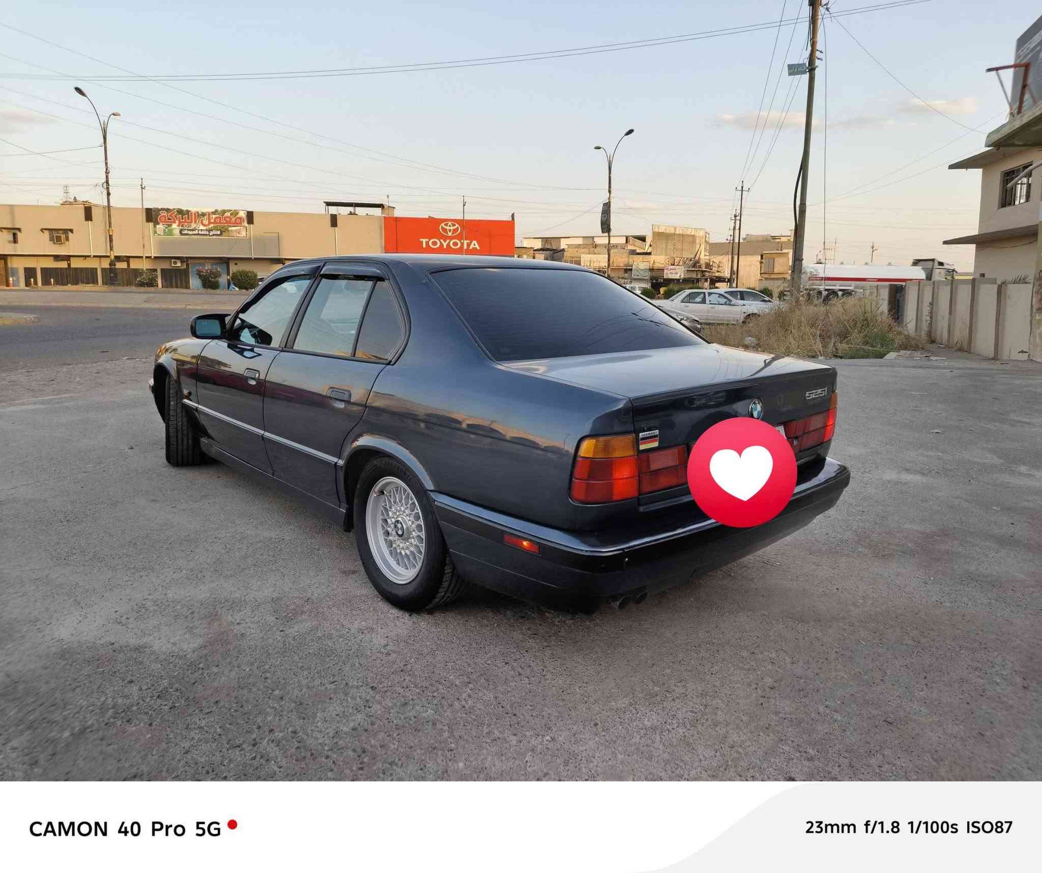 بي إم  525i كبس موديل 1993 رقم انكليزي جديد موصل نيلي صبغ حزام جماليه بدون سقف وتكم بجم عريض داخل اسود صاج كشنات جلد اسود غرفه جديده مثل بلصور محرك وكير شرط وياه وطخم تاير جديد اصلي  اني الشرعي 
السعر 67 وبي مجال العنوان موصل 
***********
