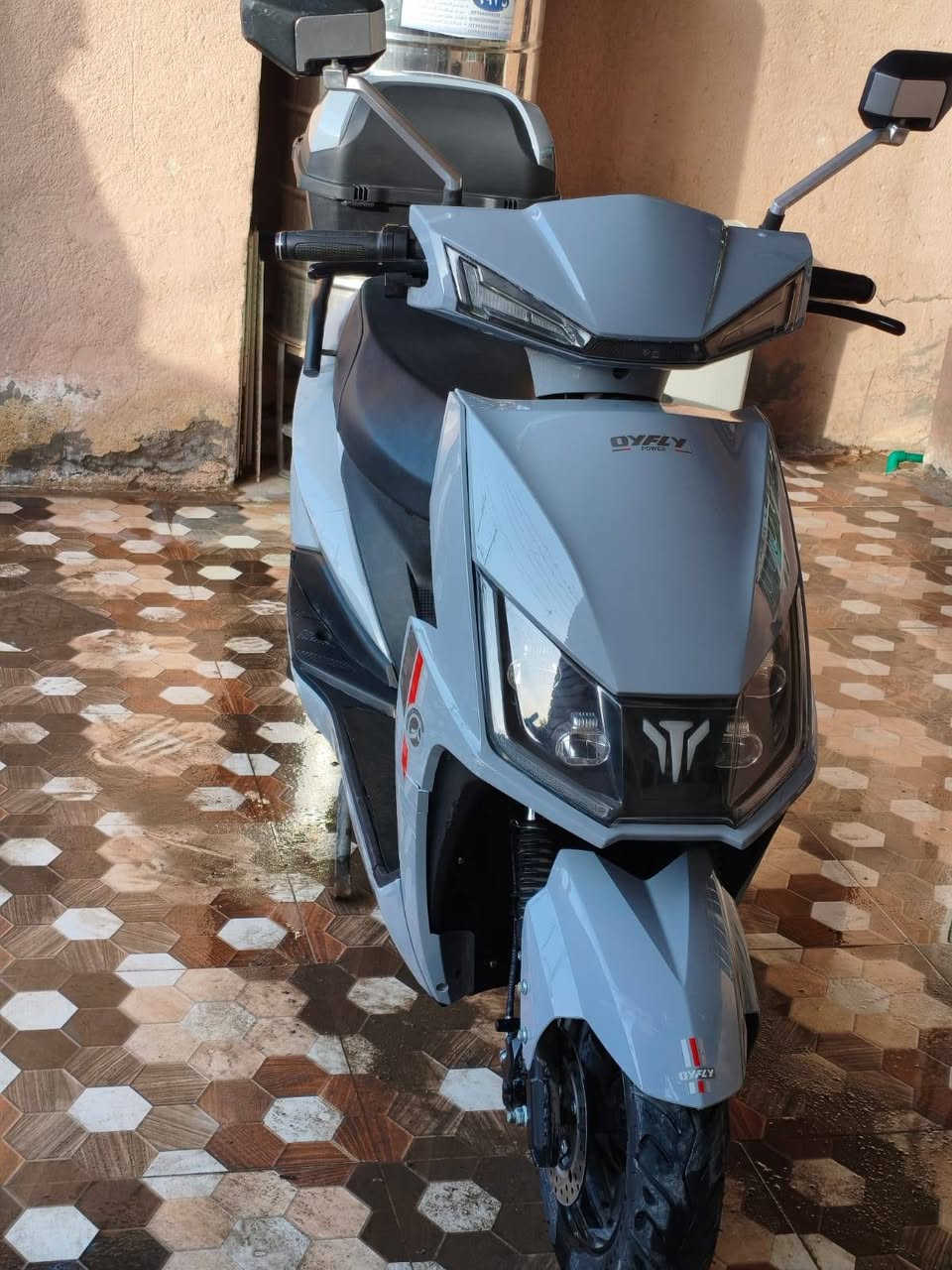 للبيع استعمال شهرين خمس بطاريات دراجة خير من الله 
الدراجة بيهة بگگ 
السعر 625الف وبيهة مجال 
مكاني شهربان ***********
