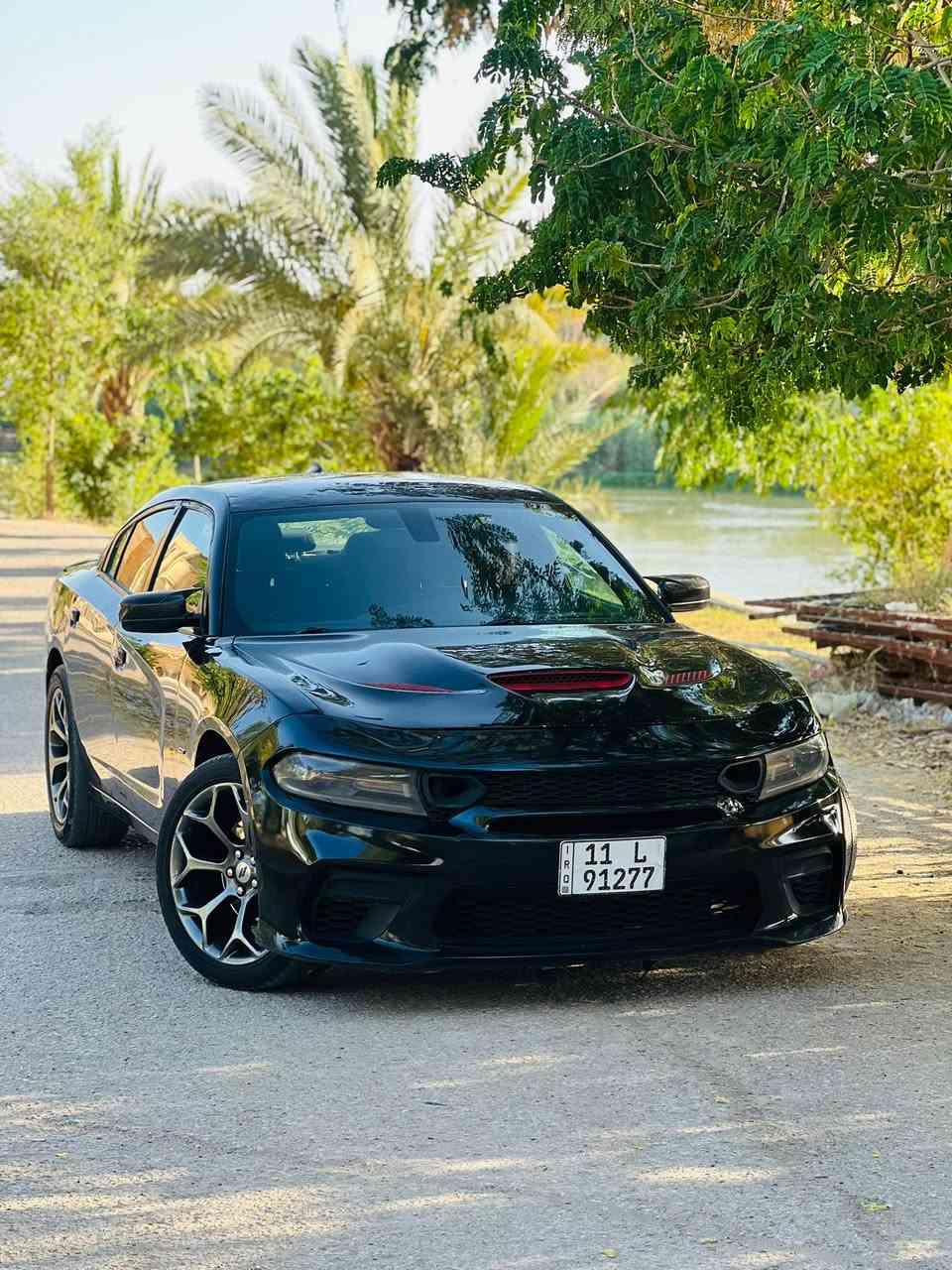 السعر 139 ورقه قفل 🔒 
جارجر  جيتي GT  خليجي موديل 2019 اصل 
بيه 5 قطع صبغ وجزء بارد بالقماره 
لغد شواصي كفاله 
 فول مواصفات GT 
6 سلندر 
رقم  بغداد تحويل مباشر
المحرك : V6.  3.6L .
المواصفات 
* ويل قياس 20 انچ  بلادي تخم تاير جديد
* كشافات الضباب زنون . 
* المصابيح الأمامية مع LED . 
* حساسات . 
* شاشه كبيرة مع نظام ملاحة نفكيشن GPS .
* الشاشة مع اوپشنات
* سستم صوت الپاين .
* مقاعد أمامية كهربائية عدد 1 
* تشغيل عن بعد . كار بلي 
* محدد سرعة . 
* شاشه كبيره 
* كاميرا خلفية .
* مرايا متحسسة للاضاءة العالية .
* كير شفتر بالستيرن . 
* دخول ذكي (بصمة) . ‭***********‬

