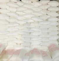 طحين مال علف حلال سعر الطن 350  الي ياخذ اكثر من طن توصيل مجاني  للاست...