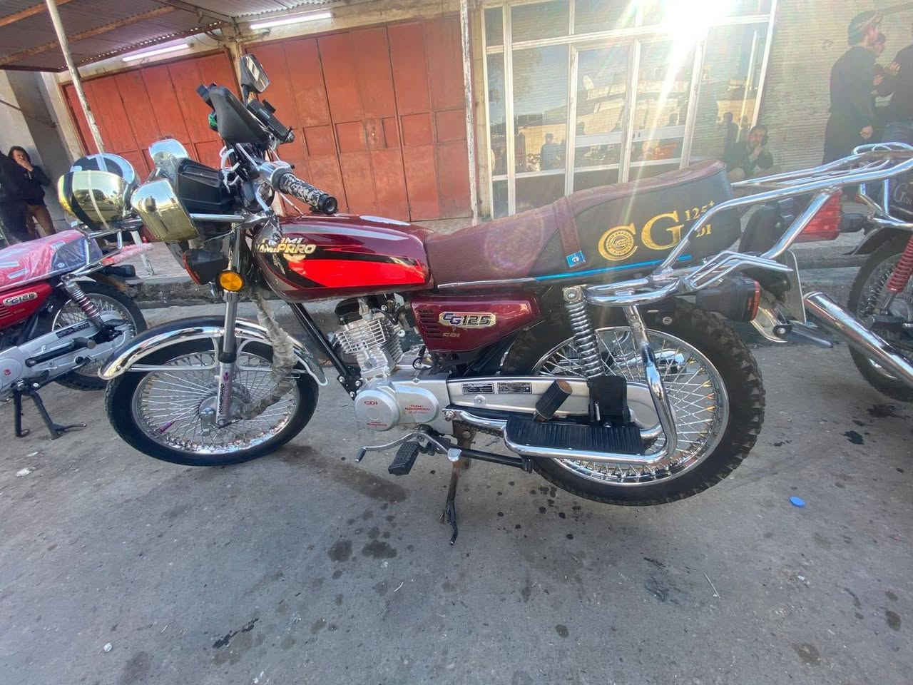 عدنه هاي دراجه اخو الصفر شرط برغي ما مفتوح بيها لا صوت فيلس لا شي دراجه جديده رقم. كركوك تحويل ثاني يوم كهربائيات كامله  ***********طالبين عليها واحد و 400
