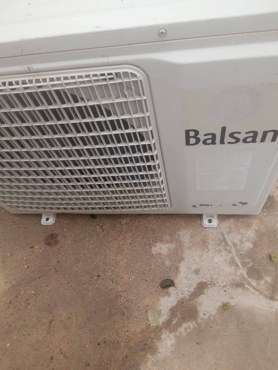 السلام عليكم  قطع عدد2خارجيات سعر الوحده  125         ***********
