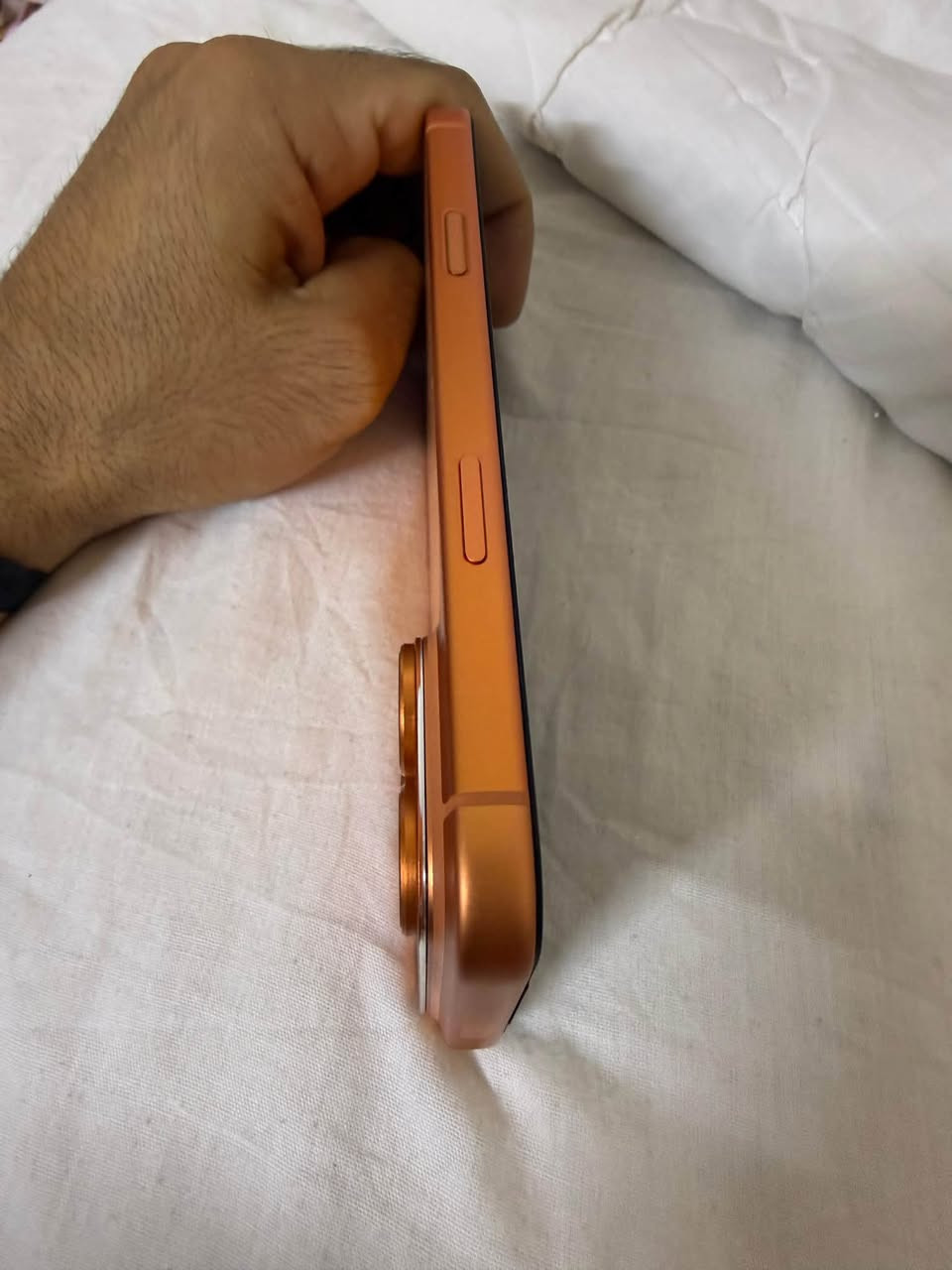 🔺 ايفون 17 برو ماكس 
بطارية 100
شريحة الإلكترونية 
🔺 بي طخه موضحه بلصوره 
ذاكره256
➖السعر 1650 بي مجال بسيط 
كامل ملحقاته
➖للاستفسار متواجد واتساب✉️✉️
***********
🔺 مكاني كركوك
