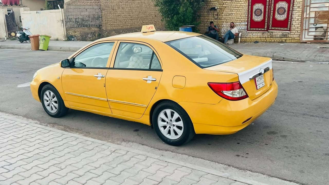السلام عليكم بي وايدي اف 3 كير عادي مديل 11 رقم بغداد  تحويل ثاني يوم كير مكينة تبريد مكفولات شرط
ملكط خياس قليل بالدوس والباقي كفالة
تخم تاير حدادية امامية خلفية قبل شهر نافضهاا نفض
كهربائيات كلهاا شغالة مابيها كلوب طافي وعلى البلاد
سعرهاا 47 وبيهاا مجال حك الجية فقط شي بسيط
مكاني كوت مركز مدينة 📍
***********
