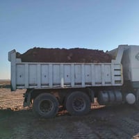 يوجد تراب +تيكله +حجر+رمل +دفن تكاعيب للستفسار الاتصال ع رقم 078328173...