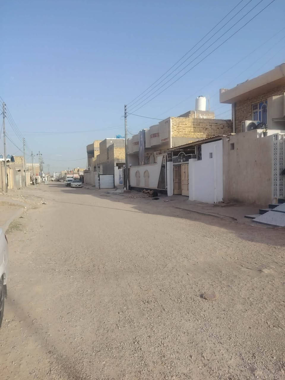 سلام عليكم بيت بل شيشان الثانيه قاطين مساحته ٢٢٥ شارع ١٢ متر فرع الاتصال ***********
