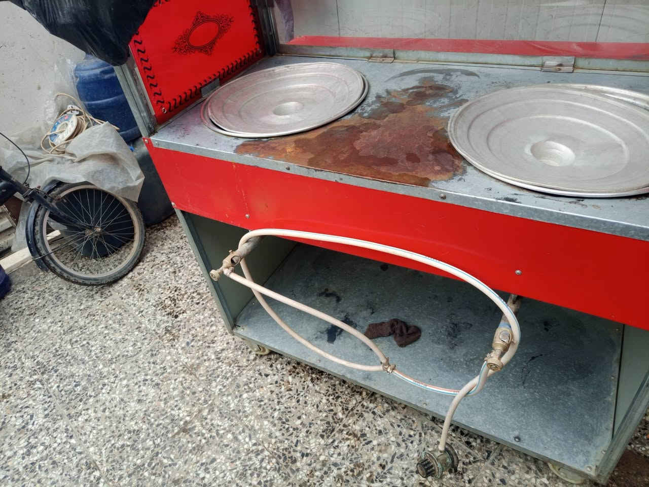 السلام عليكم عربانه لبلبي وباقلاء السعر ،175 الف قفل مع كافه مواردها الجدور وصوندات الغاز الكهربائيات العنوان الأمين الثاني مقابل مطعم الرياضي للتواصل مراسله الحساب أو الاتصال عل رقم ***********
