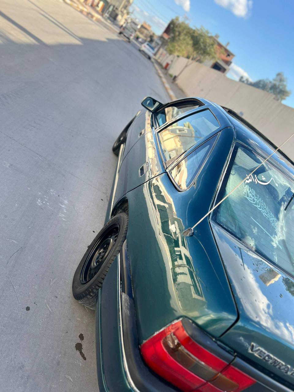 اوپل فیکترا مودیل 1995 زیتونی سبوخ عام لل جمالیە  خیاس مابێ محرک 18  قفل مرکەزی شاشە سلاید کاربا مریایە،کارەبا  اربع تایات جدید صدر جدید سیارة ما ناقص برغی  رەقم اربیل تحویل شرط   عنوان کرکوک43 بێ مجال *********** كركوك, العراق
