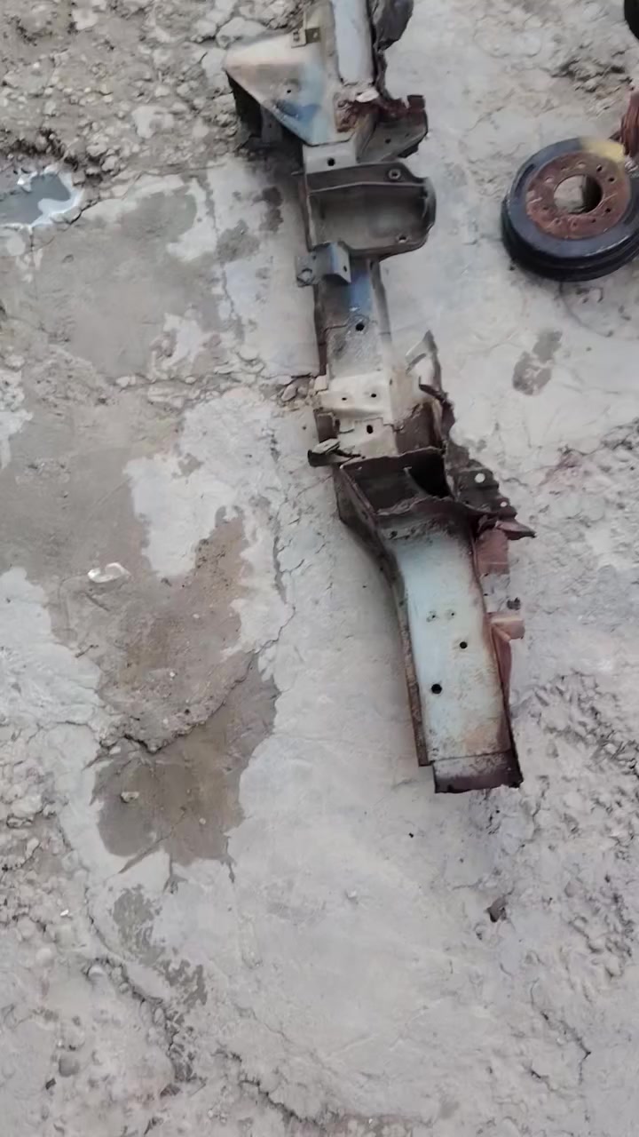 السلام عليكم.
لاتخلي غرض مال سيارة تهمك دعوس يمك.

وارخص الأسعار من محل دعوس. كافة انواع غراض  كيا بستا بريجو بنكون  (تفصيخ ___حاوية) شتريد موجود.

للتواصل على الرقم ***********
