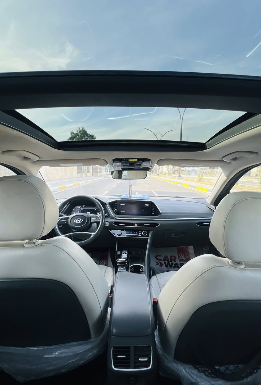 سلام عليكم سوناتا 2022 للبيع🚘🛞
لمتدد 1/1 فول مواصفات للأخير

بصمة أبواب 
بصمة تشغيل 
فتحة سقف بانوراما و شاشه كبيره
رادارات امامي و خلفي وجانبي  
خمس كامرات وداتشو
تشغيل عن بعد 
تقديم وترجيع بلريمونت 
كشنات كهرباء وخزن ميموري
كشنات جلد تدفئه وتبريد
اشاير بلمري وتدفئة الستيرن
 لد متصل امامي وخلفي 
تبريد قطعتين
قيادة ذاتيه ومثبت سرعة
اربع أنظمة قيادة
سايد بريك كهرباء
عداد الكتروني و نقاط عمياء
تحذير الخروج عن المسار
تحذير تصادم 
سستم سماعات بوس 12
اوتو هولد ومانع انزلاق
لايت زنون اربع عدسات

حادثها جانبي الجاملغ والبنيد صبغ فقط شرط الفحص المحرك والكير والحداديه كفاله وشرط ممفتوح وبيها سونار السياره نظيفه وعلى وضع الشركة ماشيه 46الف سنويه بأسمي تحويل مباشر ثاني يوم رقم انكليزي وهزة جديده السعر 163 العنوان كربلاء 
***********
***********
