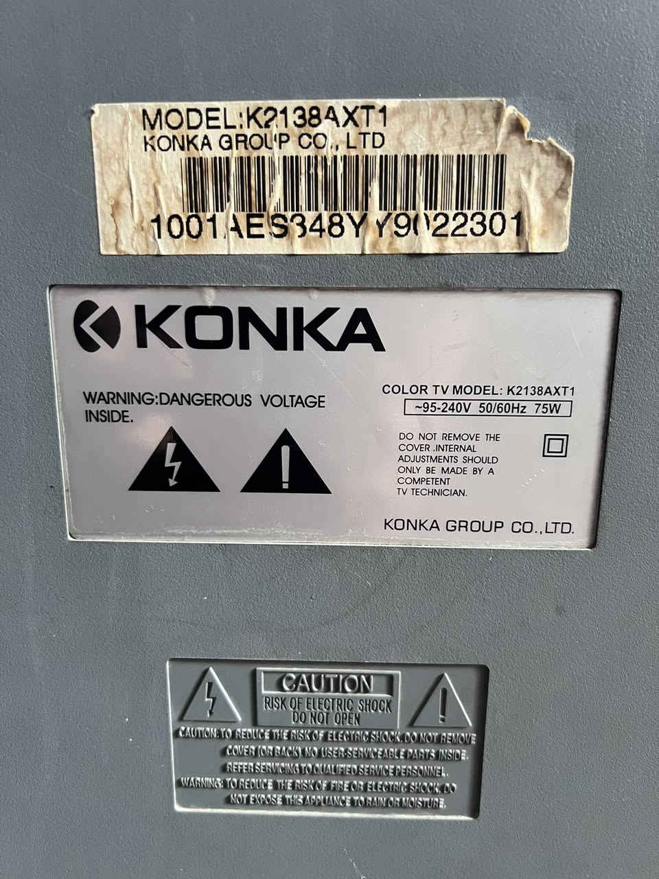 تلفزيون كونكا نظيف شغال ع الفحص
حجم 21 مع الريموت والفيشه السعر 20 مكاني الانوار 
***********
***********
