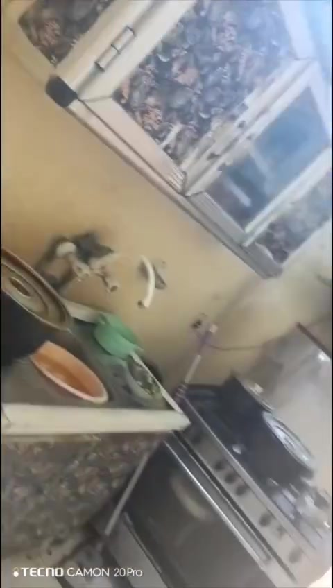 السلام عليكم بيت للبيع السعر وتفاصيل داخل الفيديو الاستفسار اكثر اتصل ع الرقم ***********
