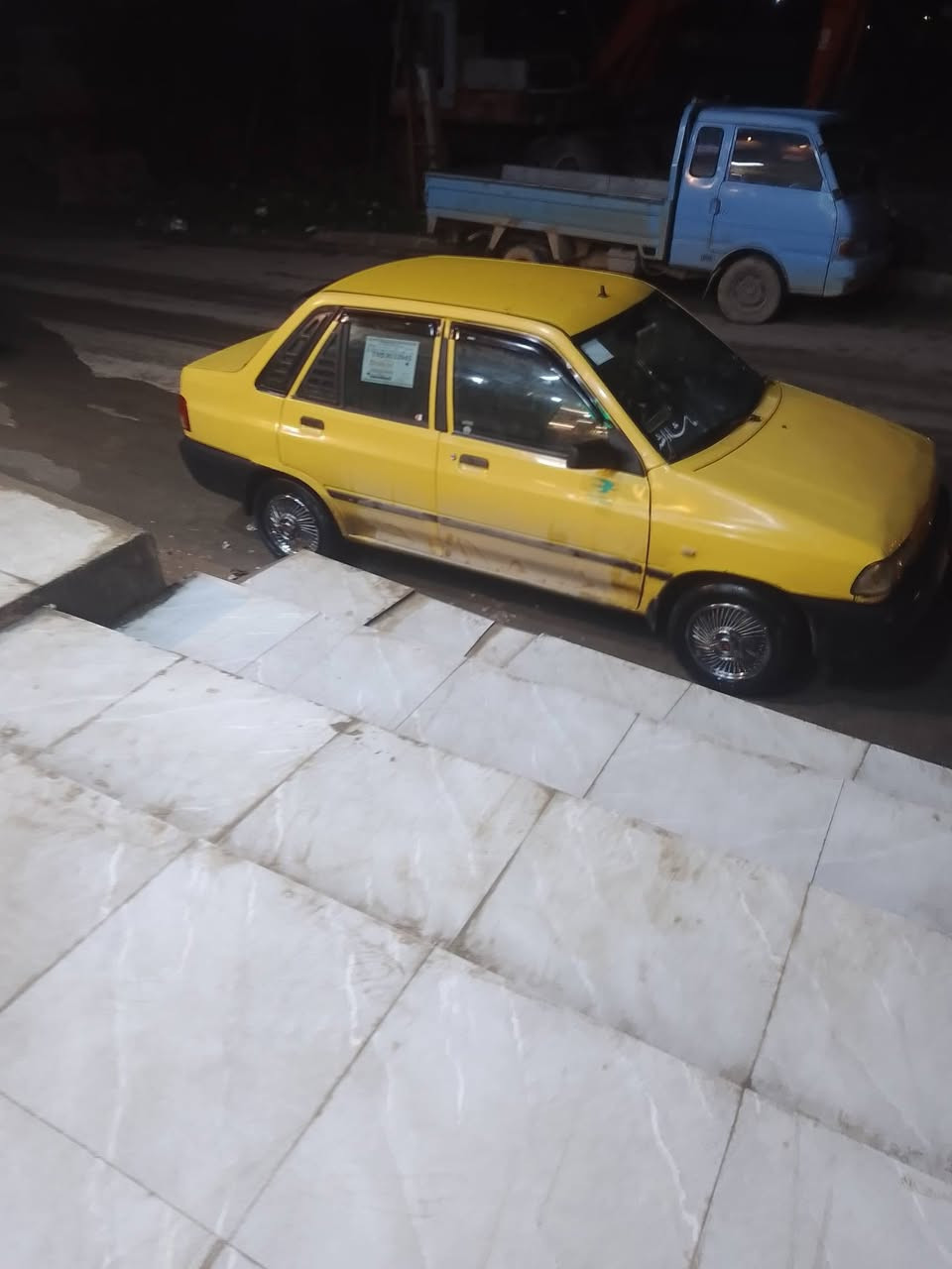 السلام وعليكم سايبا موديل 2011. محرك شرط تفحص كير شرط علا فحص.  طخم تاية. سيارة نضيفة مال جناي. السعر 24 بيها مجال للطيبين. شرط الوكالة والتحويل. شراي اتصل ***********    مطلوبة هية 120. بس غرمات صفر.  سيارة نضيفة. ترهم بيع ومراوس بخصوصي
