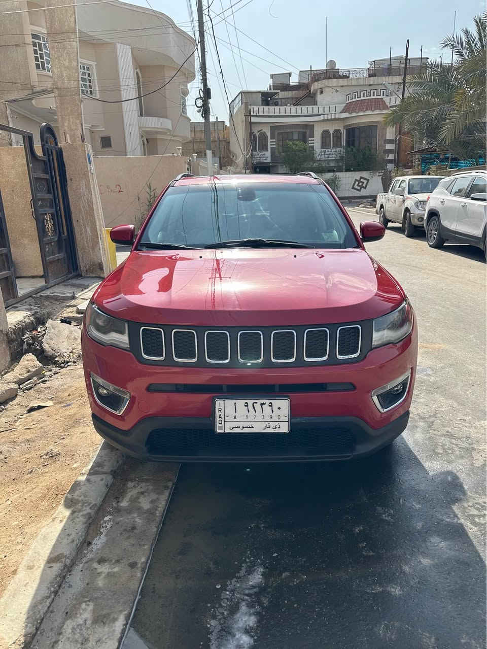 جيب كومباس 2018 وارد امريكي ضربه بنيد و جاملغ سطحية لا لغود ولا شواصي 
السياره فول الفول فتحتين ماشيه قليل 80 الف رقم ذي قار  حره السياره رايدهة ب 130 و بيهة مجاز  *********** البصرة, العراق
