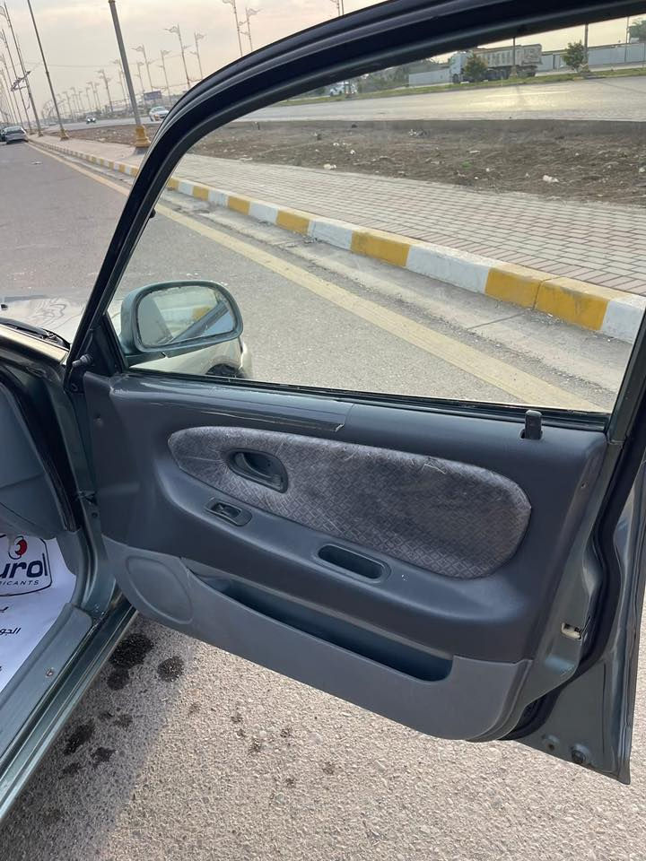 بروتون للبيع موديل 2005 رقم بغداد سيارة بأسمي سيارة جاهزةمكينة كير صدر تبريد شغال مصبوغة عام فرن درجة أولى جانت جاردة وصبغتهة 
رقم الهاتف***********
مكان السيارة بغداد 
سعر 42 وبيهة مجال
