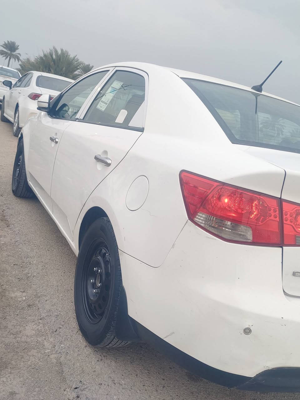 سلام وعليكم سيراتو 13رقم اربيل لجديد وباسمي تريد تحويل تريد وكاله لسياره حلوه ومرتبه صدر جديد سياره جاهزة كير محرك خير من الله بيهه قطعتين بدون دواخل ولسونر بل منشور مكان لسياره لانبار عامريه لفلوجه وهاذه رقمي ***********بيه واتساب (معروضه ب100بيه مجال لشراي يتصل
