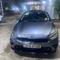 كيا فورتي 19 كندي  حادث بس جاملغ امامي فول عده البصمه  السياره نضيفه  ...