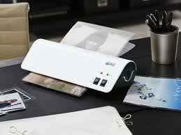 من جديد ...‼️
لكثرة الطلبات على كابسة هويات ومستمسكات وأوراق مهمة  لاصحاب مكاتب الاستنساخ وإدارات المدارس وستوديوات التصوير يوفر لدينا كابسة هويات (A4)
تستخدم لكبس الهويات وتغليفها 🌺
تستخدم للعمل على الورق الذهبي 🌺

اذا انت مصور او هاوي  او تطبع صور ...ضروري يكون عندك من هذه الجهاز .
 جهاز التغليف الحراري ، يمكنك تقديم صورك ومستمسكاتك ومطبوعاتك بطريقة تضيف قيمة حقيقية لأعمالك وتجذب المزيد من الزبائن. 📄✨

💡 فوائد الجهاز
حماية دائمة: يحافظ على الصور والمطبوعات من التلف🪻 والرطوبة والغبار لضمان بقائها بأفضل حال.
زيادة مبيعاتك: تقديم الصور بحماية عالية ولمسة راقية يعزز رضا العملاء وثقتهم.
احترافية أعلى: تغليف الصور يبرز جودة عملك ويجعل عملاءك يرونك كمحترف يهتم بالتفاصيل.
مرونة في الأحجام: يدعم تغليف A4، A5، A6 وغيرها لتناسب جميع احتياجاتك.
هدية مجانية: بند أوراق ١٠٠ قطعة تغليف مع الجهاز مختلف الأحجام  (اربع احجام ) لتبدأ فوراً.
متوفر ايضا طلب اضافي بند تغليف 100 قطعه حجم A4 و 40 قطعة حجم  A5 وأحجام اصغر
للمزيد من التفاصيل انقر عالرابط التعليمي للجهاز 
تعليم طريقة الكبس الحراري
https://youtu.be/7XYckIwHjNI?si=un_pSJs8YwL1wMUP
العمل على الفويل 
https://youtu.be/4yxAfPNch0U?si=xTn-6cOZ3FpYe1SJ
ــــــــ$$$$ــ-----------------------
😱😱سارع بالحجز نظرا لقرب نفاذ الكمية.
🌐 تواصل معنا ***********
🚛🚛 خدمة التوصيل المجاني بغداد وكافة المحافظات.
,🏬 عنوان الستور :كربلاء المقدسة حي البلديه خلف مجمع كربلاء.
----------------------------------------------------------------------------------
#كاترجات #كاترج #ink #احبار
#أحبار_عالية_الجوده 
#كابسات_هويات
#كابسة_هويات
#تغليف_حراري
#نايلون_حراري
#اعمال_فنية
#مستلزمات_تعليمية
#وسائل_تعليمية
@اشارة 
@متابعين كربلاء, العراق
