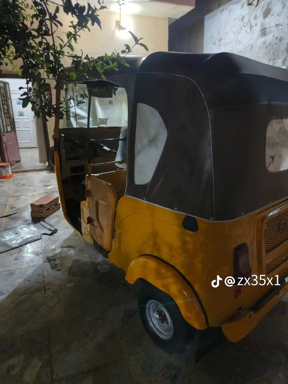 السلام عليكم تكتك 21 للبيع رقم ديالى عربي السعر (7700)وبيها مجال لإستفسار الاتصال على الرقم
***********
