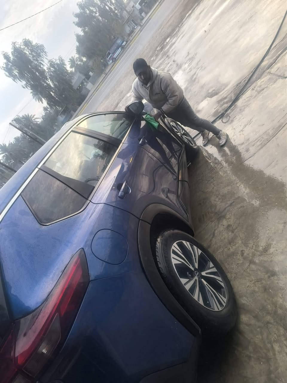 نيسان روج مديل ٢٣ حادث خلفي بس باب الصندوق بدون ايرباك بدون دواخل رقم كاتي هزة كاملة مواصفات SV تحكمات اربع جهات رادار امامي رادار خلفي بصمة تشغيل بصمة ابواب تشغيل عن بعد كامرة دوار قيادة ذاتية ماشية ٢١ مايل السعر ١٦٠ وبيها مجال شي قليل
‏‪***********‬‏
