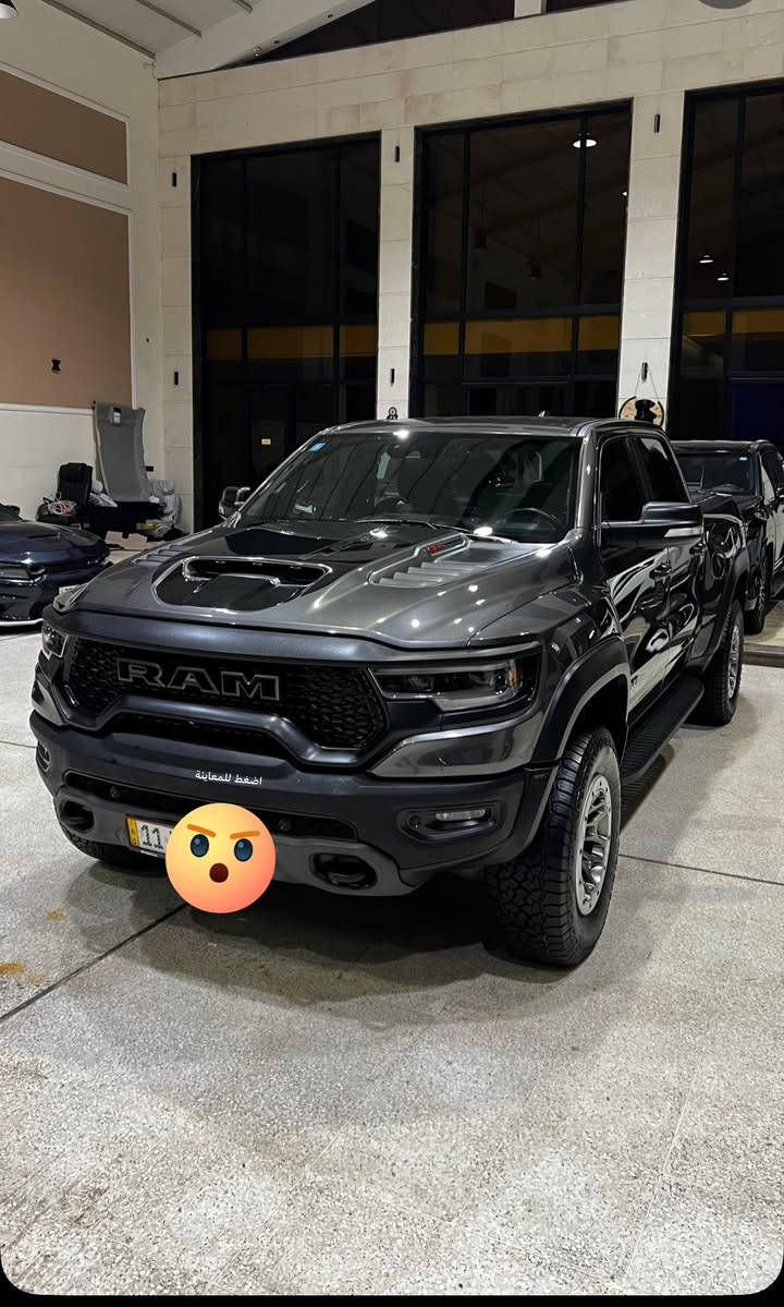 للبيع دوج Ram TRX  موديل 2022 وارد امريكي كفاله عامه كلين تايتل بدون فتحه السياره فول جداده وغنيه عن التعريف عن باقي المواصفات جديده حيل محرك 8V سعه  6.2 دفع رباعي العنوان بغداد معارض النهضه معرض الشارقه 
***********
