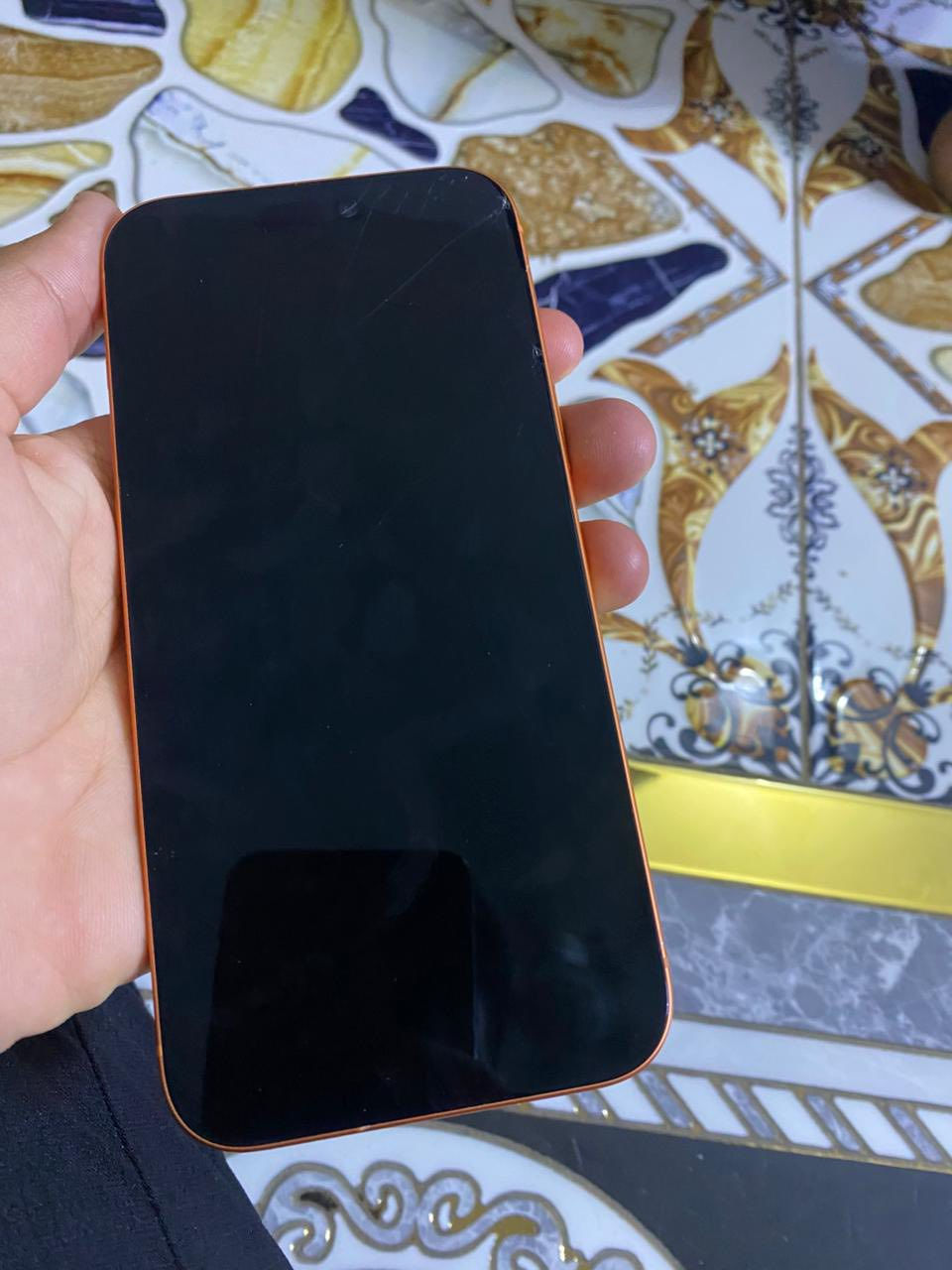 ايفون 17 برو ماكس ذاكره 256 بطاريه 100مشحون23 مره فقط بي كسر ب كلاسه سعر مليون و550 الف بغداد الكراده
***********
